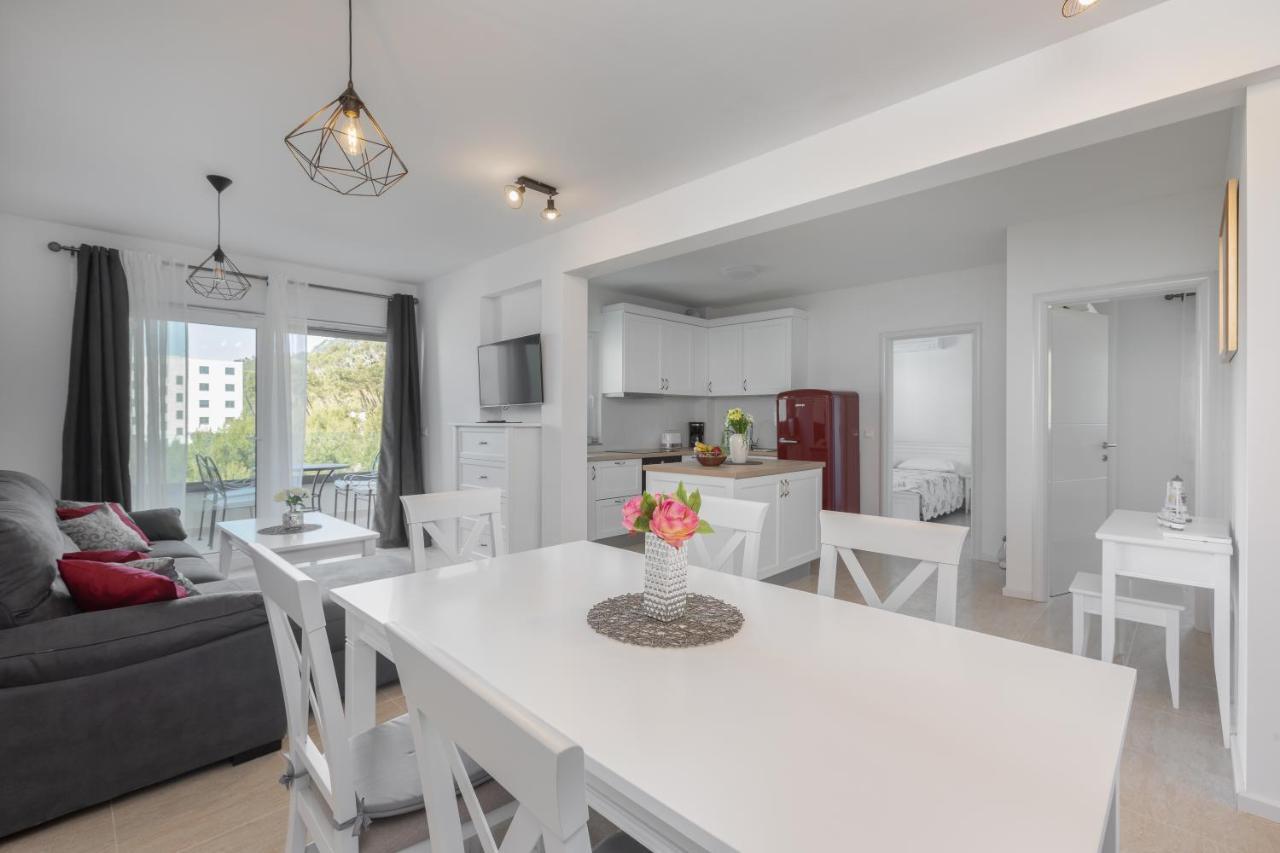 Apartment Oseka Makarska Eksteriør billede