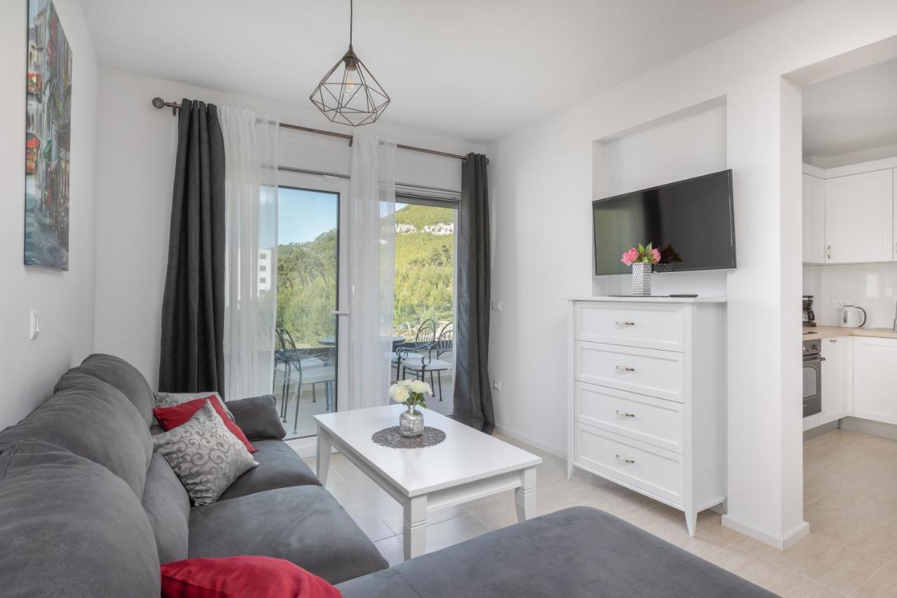 Apartment Oseka Makarska Eksteriør billede