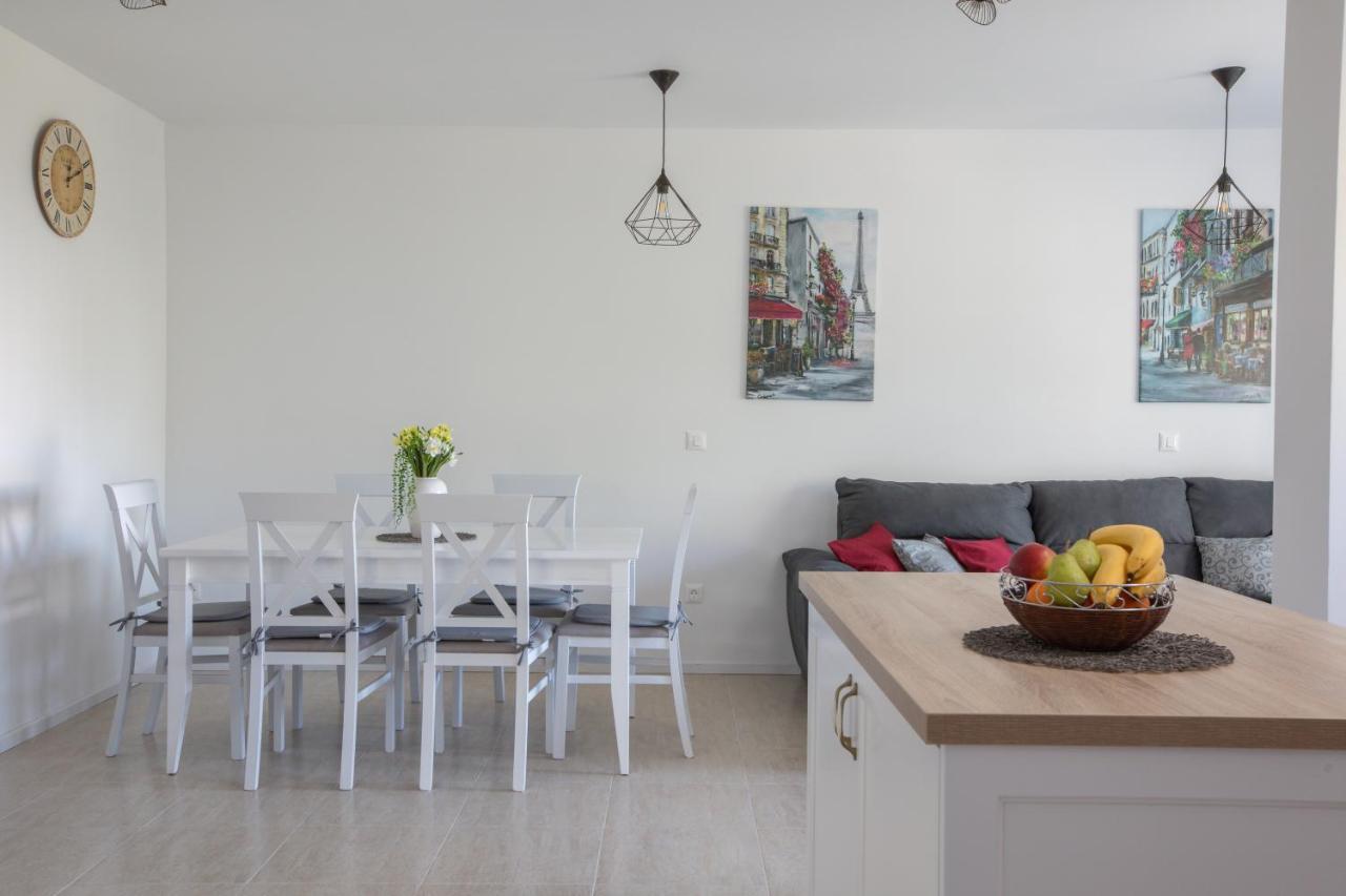 Apartment Oseka Makarska Eksteriør billede